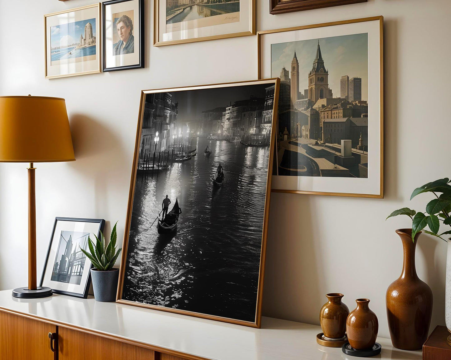 World Landmark | Venice Gondola Print | Black and White Italian Canal Photography wall art print, minimalist black and white poster, modern Scandinavian wall decor, Monohaus