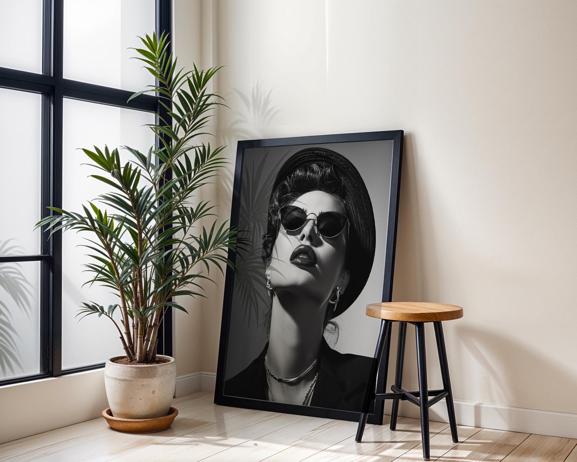 Minimal Wall Art Glamorous Woman in Sunglasses Art Print | Retro Fashion Photo wall art print, minimalist black and white poster, modern Scandinavian wall decor, Monohaus