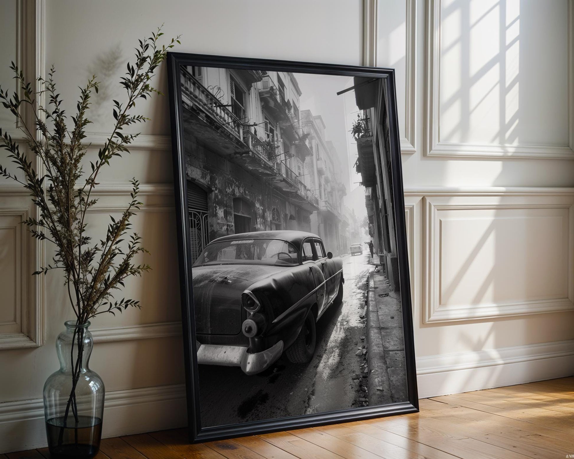 World Landmark | Havana Cuba Classic Car Print | Black and White Vintage Photography wall art print, minimalist black and white poster, modern Scandinavian wall decor, Monohaus