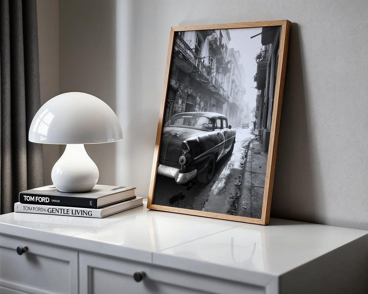World Landmark | Havana Cuba Classic Car Print | Black and White Vintage Photography wall art print, minimalist black and white poster, modern Scandinavian wall decor, Monohaus